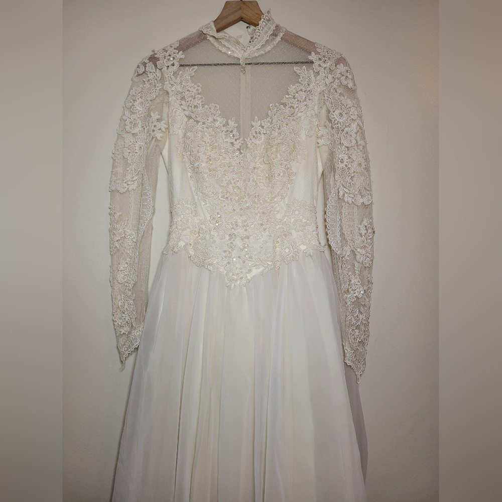 NWOT Vintage 80s beaded lace embroidered bridal wedding sweetheart mock neck